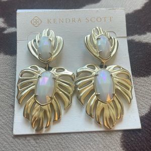 Kendra Scott Palm Leaf Earrings